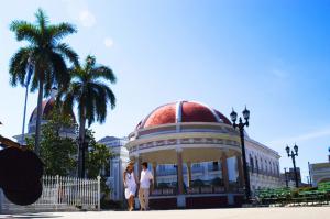 Honeymoon trip to Cuba